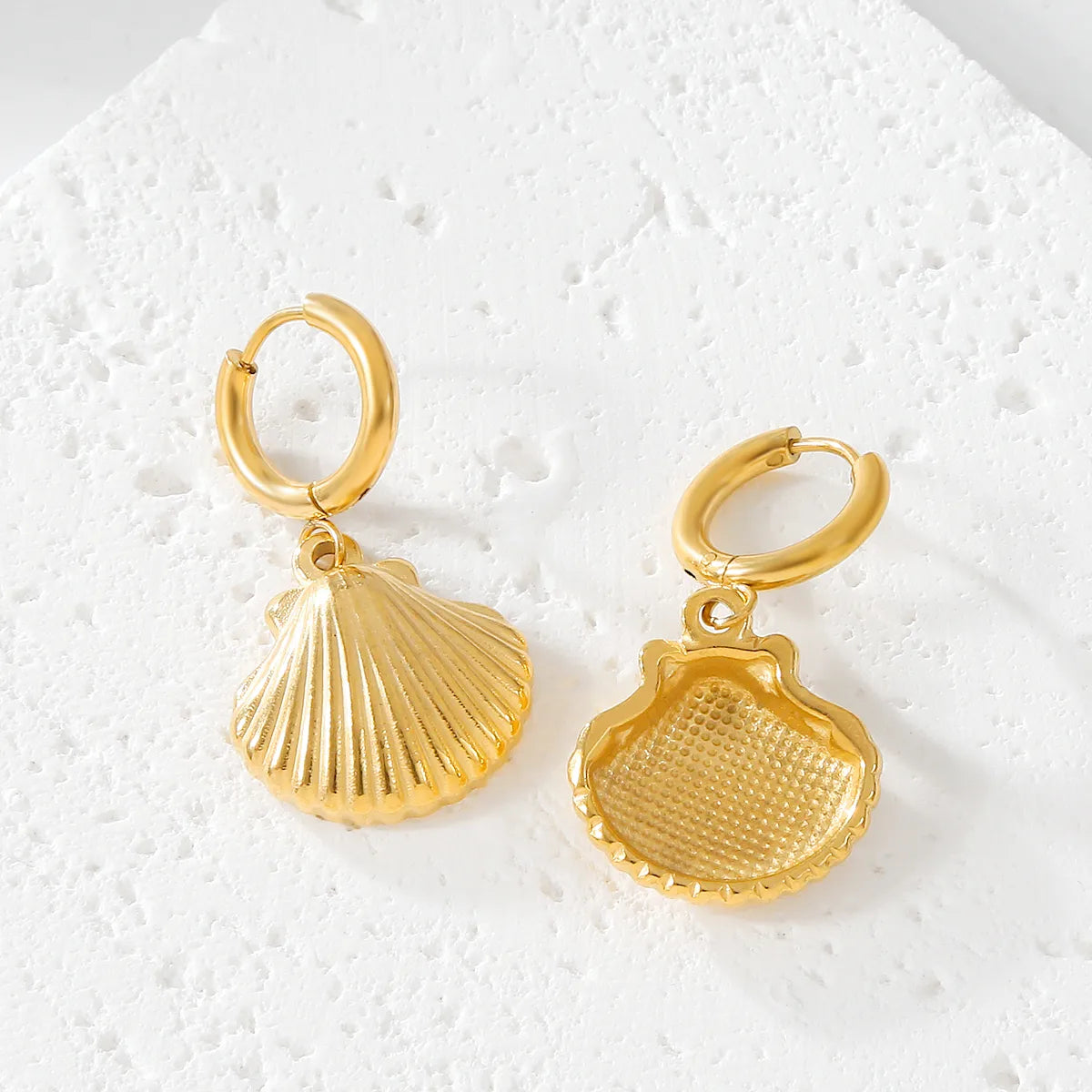 1 Pair Elegant Cute Shell Plating 304 Stainless Steel 18K Gold Plated Drop Earrings