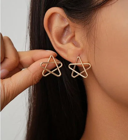 1 Pair Elegant Cute Simple Style Star Hollow Out Titanium Steel Iron Ear Studs