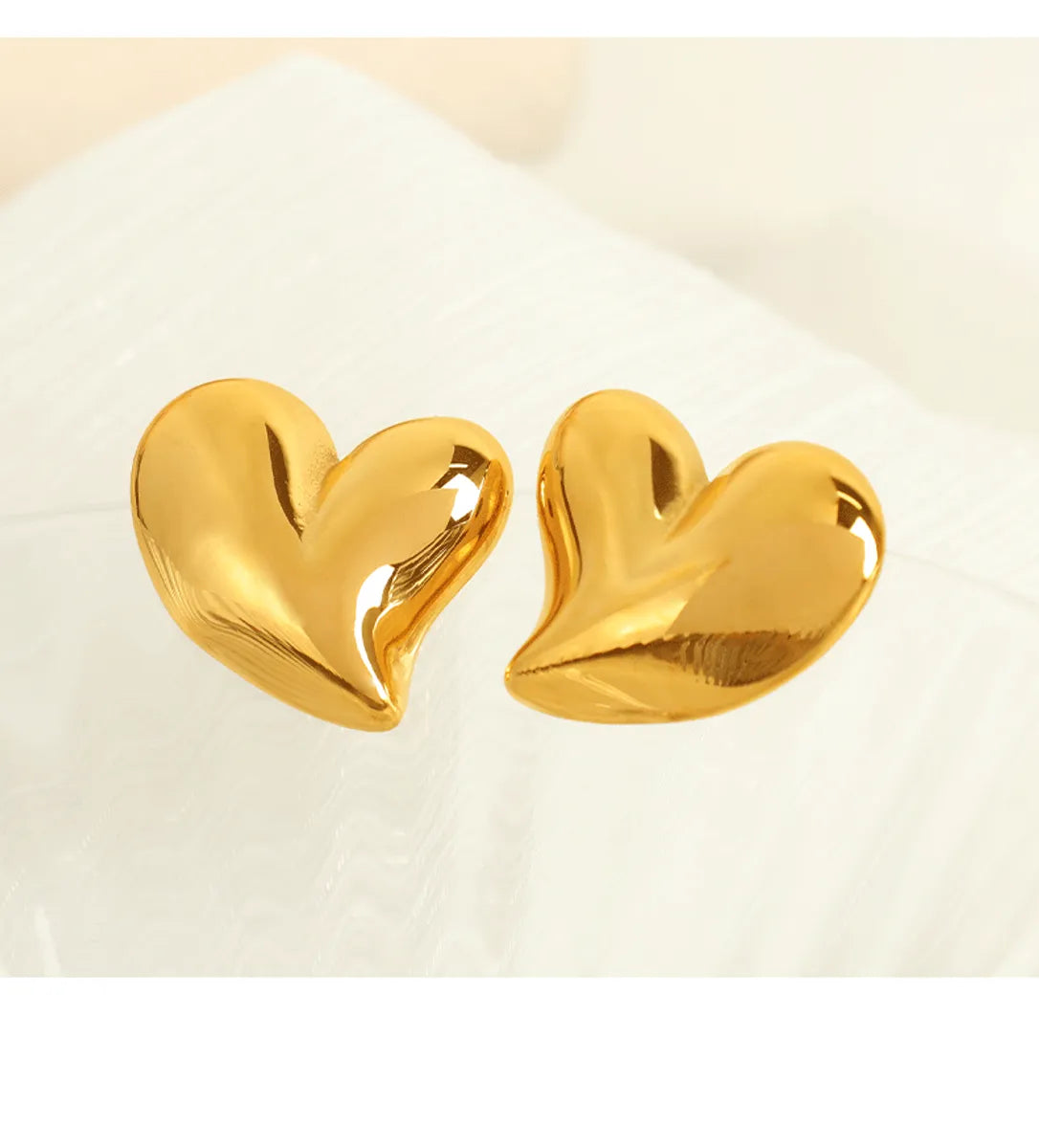 1 Pair Elegant Exaggerated Commute Heart Shape Polishing 304 Stainless Steel 18K Gold Plated Ear Studs