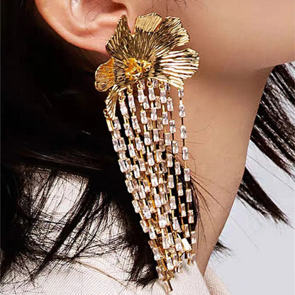 1 Pair Elegant Exaggerated Flower Plating Inlay Alloy Rhinestones Gold Plated Silver Plated Drop Earrings