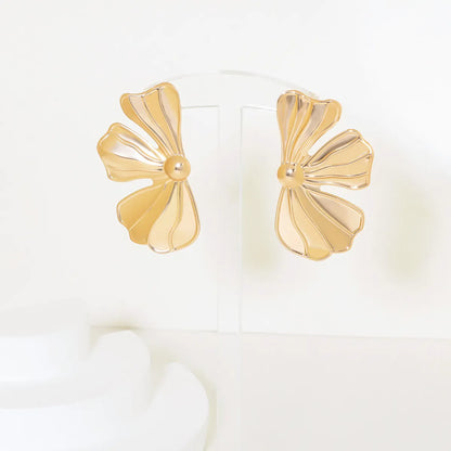 1 Pair Elegant Exaggerated Luxurious Flower Iron Gold Plated Ear Studs