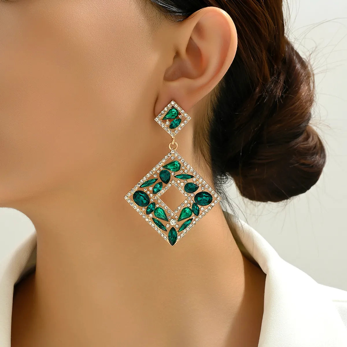 1 Pair Elegant Exaggerated Luxurious Square Plating Hollow Out Inlay Zinc Alloy Rhinestones Dangling Earrings