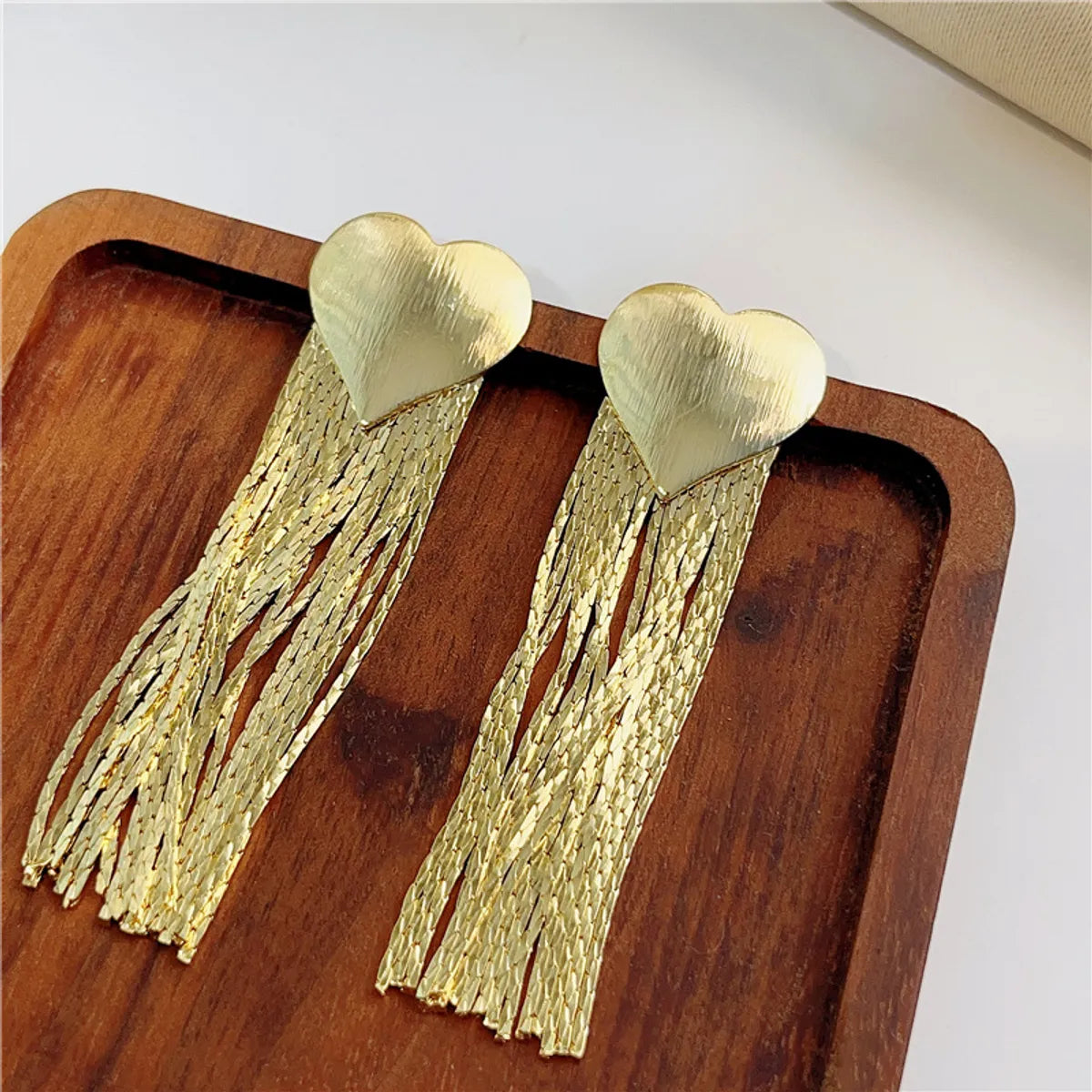 1 Pair Elegant Exaggerated Tassel Heart Shape Plating Titanium Steel 18k Gold Plated Drop Earrings