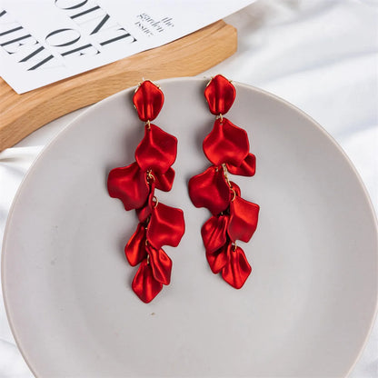 1 Pair Elegant Flower Alloy Plating Women'S Drop Earrings