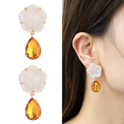 1 Pair Elegant Flower Inlay Alloy Resin Glass Drop Earrings