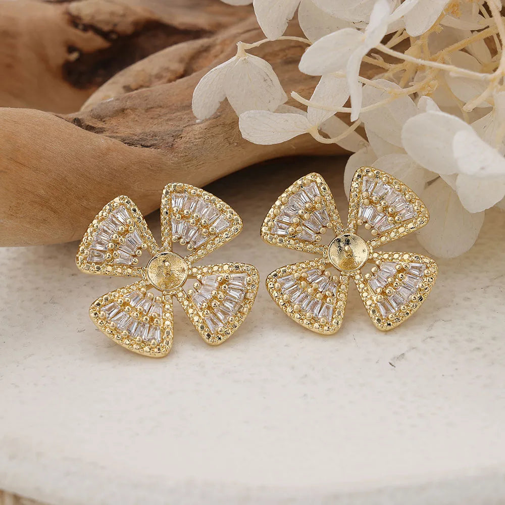 1 Pair Elegant Flower Inlay Copper Zircon Rose Gold Plated Ear Studs