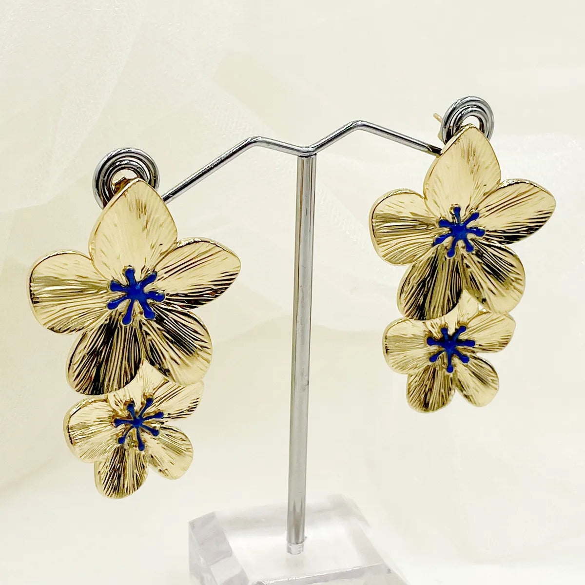 1 Pair Elegant Flower Plating Metal Stainless Steel Gold Plated Ear Studs