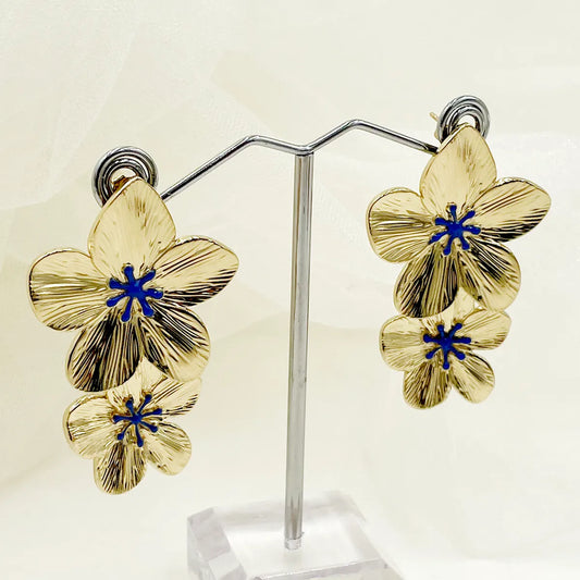 1 Pair Elegant Flower Plating Metal Stainless Steel Gold Plated Ear Studs