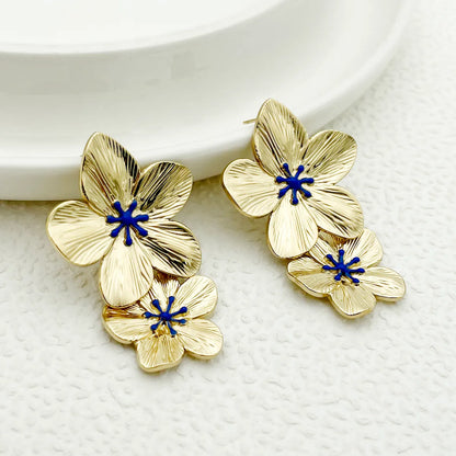 1 Pair Elegant Flower Plating Metal Stainless Steel Gold Plated Ear Studs