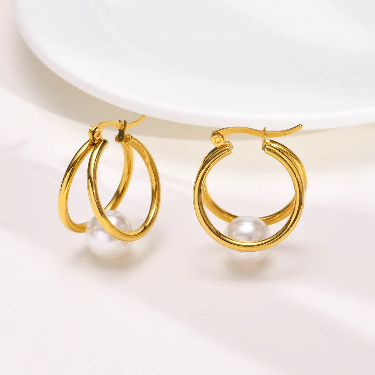 1 Pair Elegant French Style Circle Plating Inlay Stainless Steel Pearl 18k Gold Plated Earrings