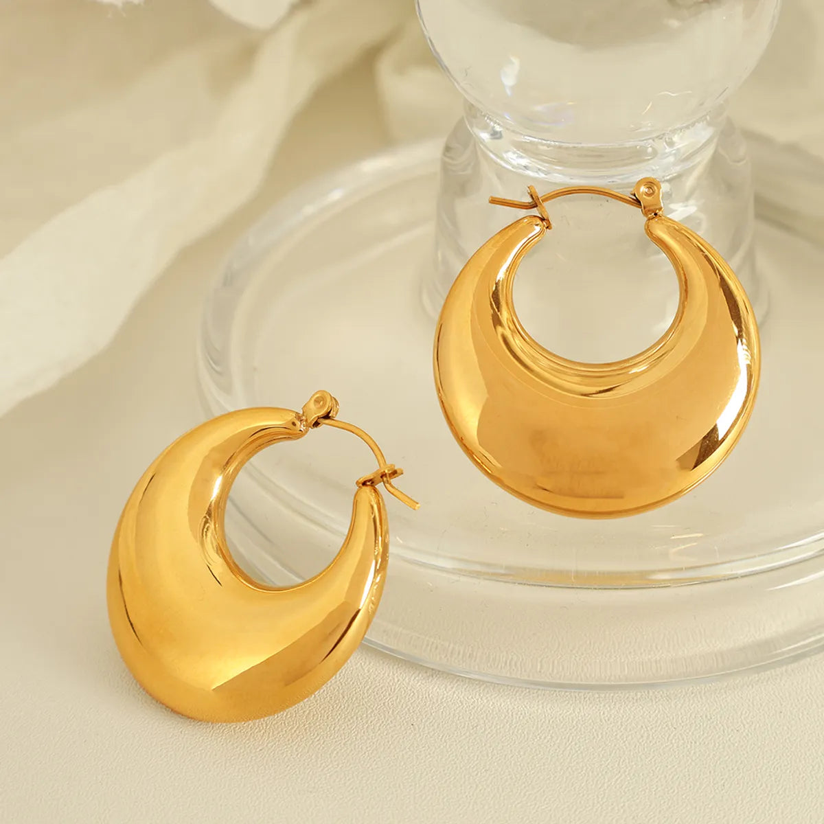 1 Pair Elegant French Style Commute U Shape Semicircle Polishing Plating 304 Stainless Steel 18K Gold Plated Earrings