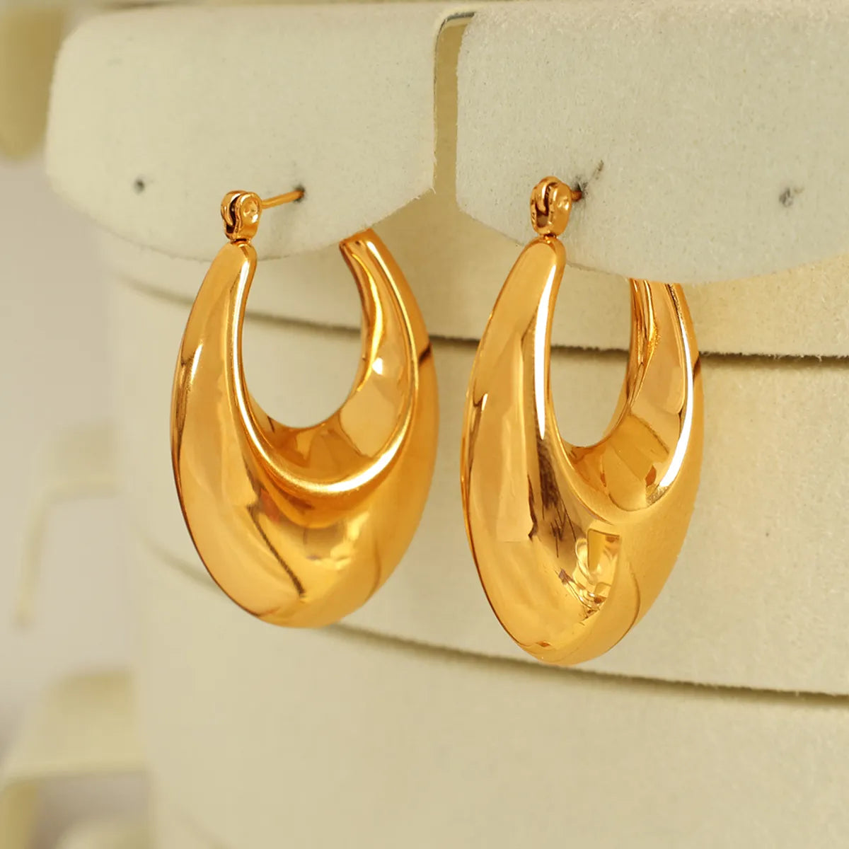 1 Pair Elegant French Style Commute U Shape Semicircle Polishing Plating 304 Stainless Steel 18K Gold Plated Earrings