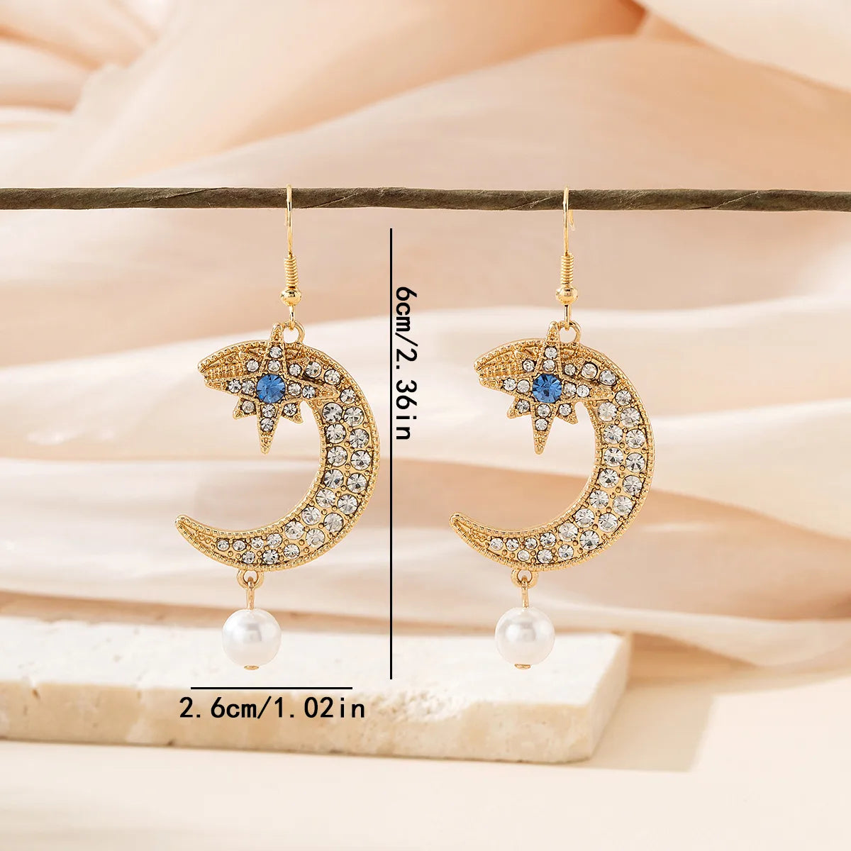 1 Pair Elegant French Style Hexagram Moon Inlay Alloy Acrylic Artificial Pearls Drop Earrings