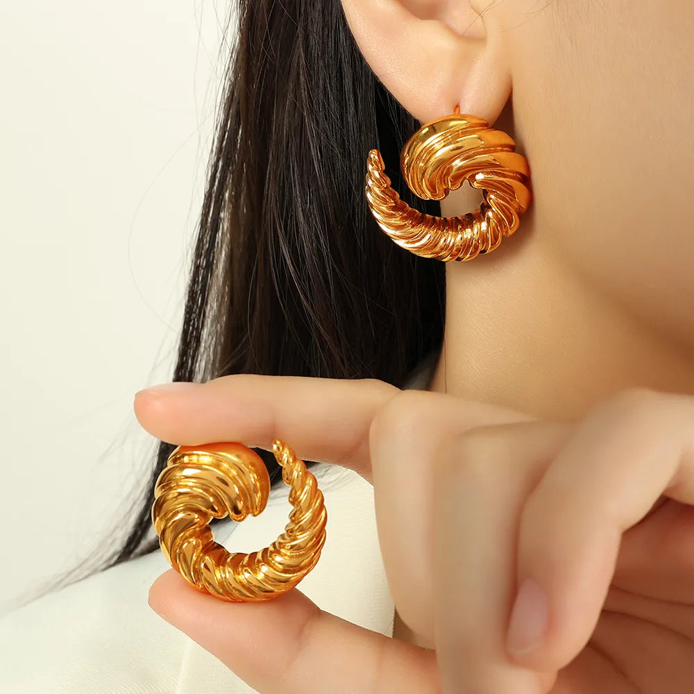 1 Pair Elegant French Style Spiral Stripe Polishing Plating 304 Stainless Steel 18K Gold Plated Ear Studs