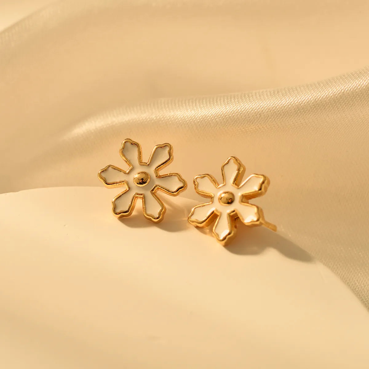 1 Pair Elegant Gear Copper Ear Studs