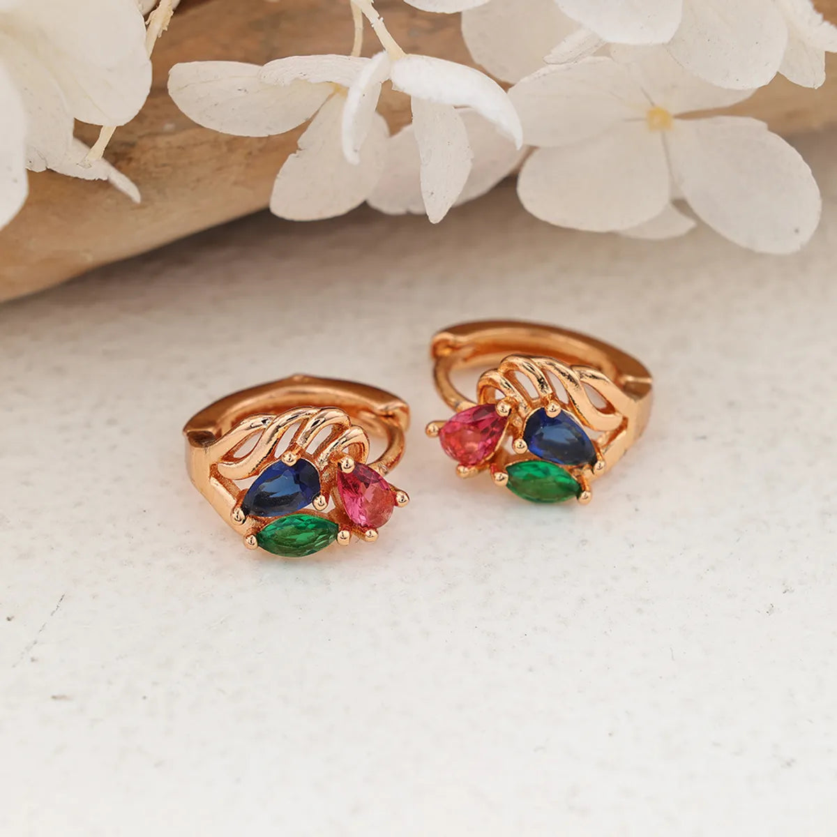 1 Pair Elegant Geometric Inlay Copper Zircon Rose Gold Plated Ear Studs