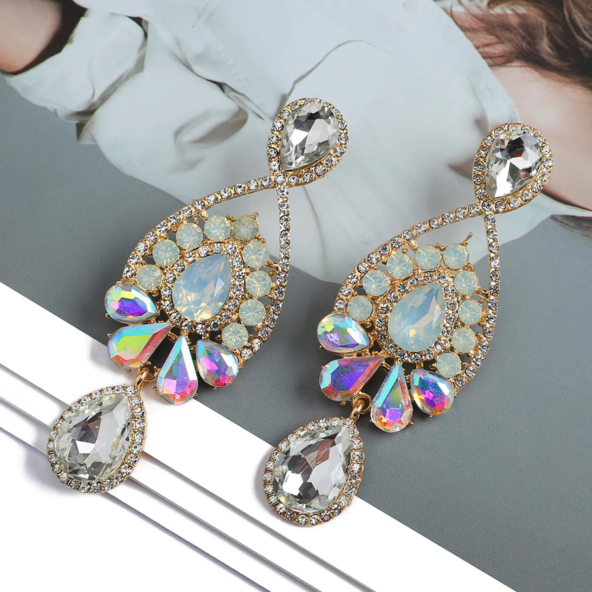 1 Pair Elegant Geometric Inlay Zinc Alloy Rhinestones Drop Earrings