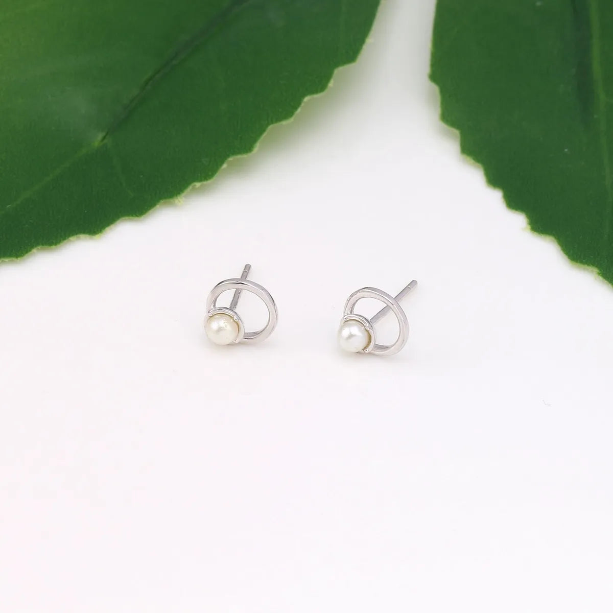 1 Pair Elegant Geometric Sterling Silver Ear Studs