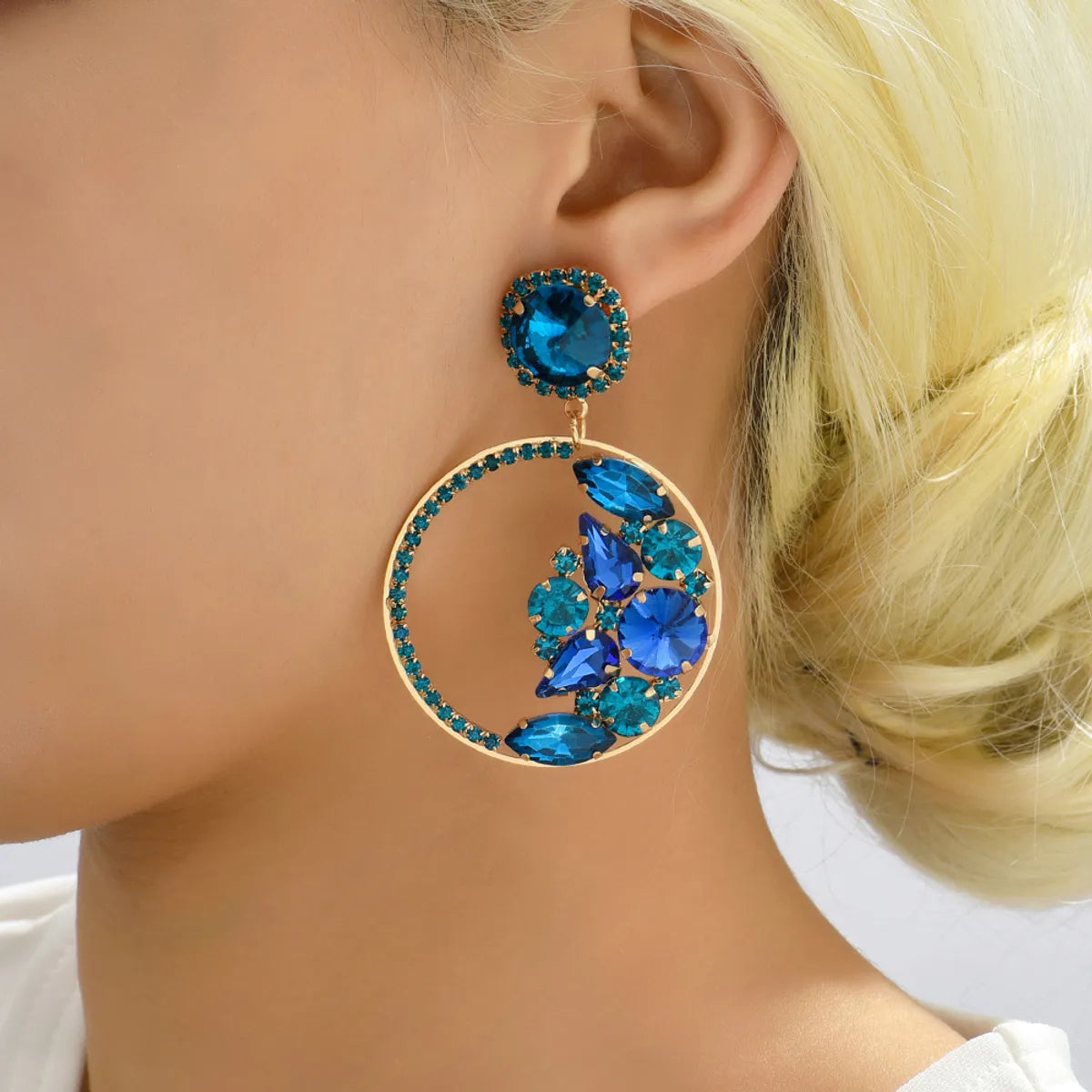 1 Pair Elegant Glam Formal Round Inlay Copper Alloy Rhinestones Drop Earrings