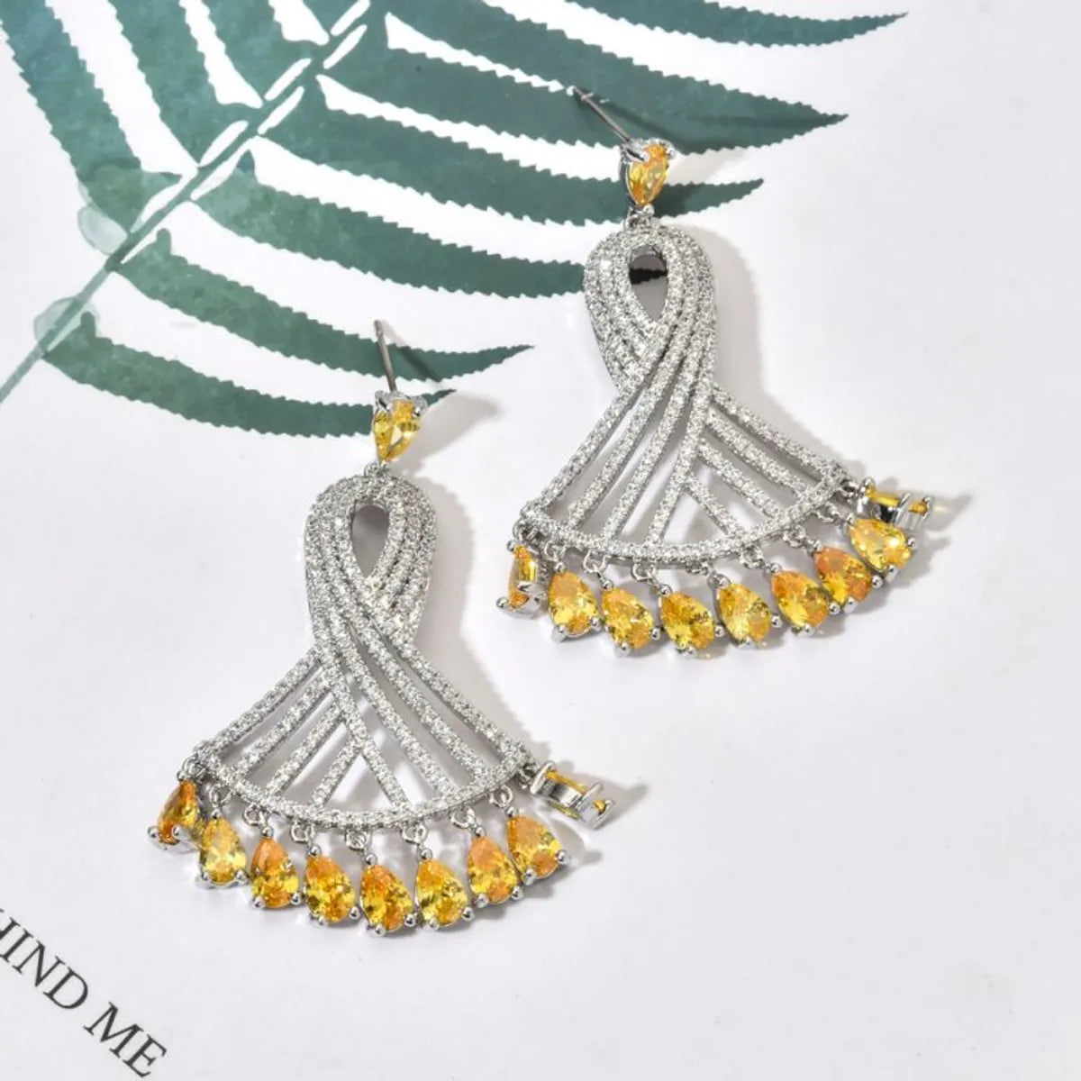 1 Pair Elegant Glam Geometric Plating Inlay Copper Zircon White Gold Plated Drop Earrings