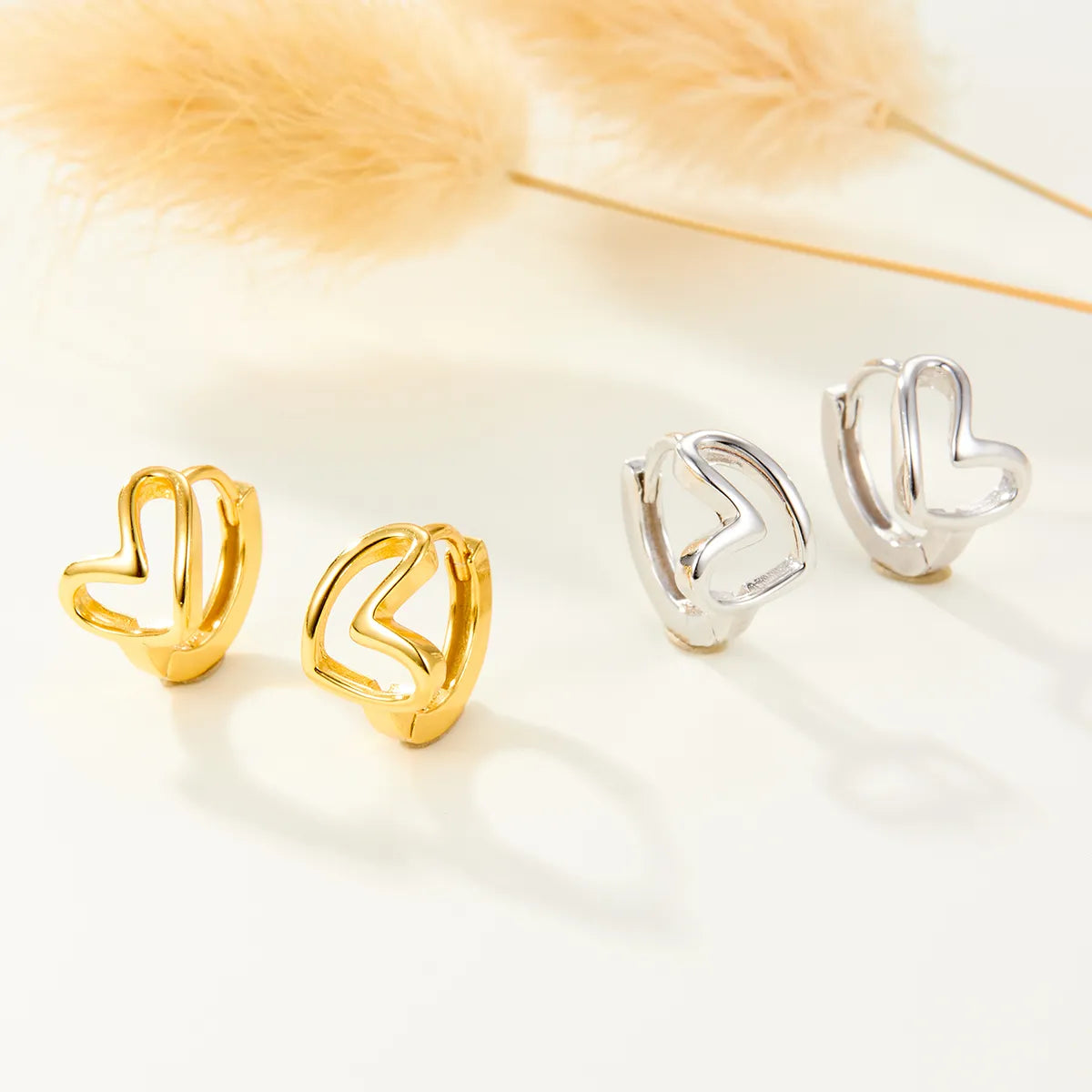 1 Pair Elegant Glam Heart Shape Plating Sterling Silver White Gold Plated Gold Plated Earrings