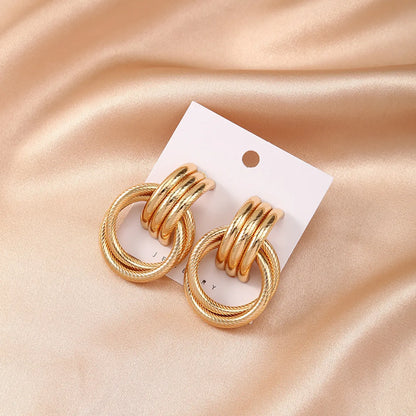 1 Pair Elegant Glam Luxurious Circle Solid Color Asymmetrical Iron Ear Studs