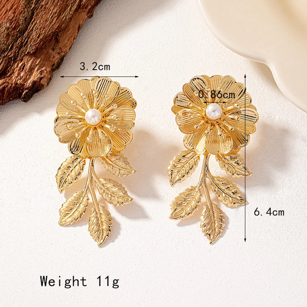 1 Pair Elegant Glam Luxurious Solid Color Plating Inlay Ferroalloy Pearl 14k Gold Plated Ear Studs