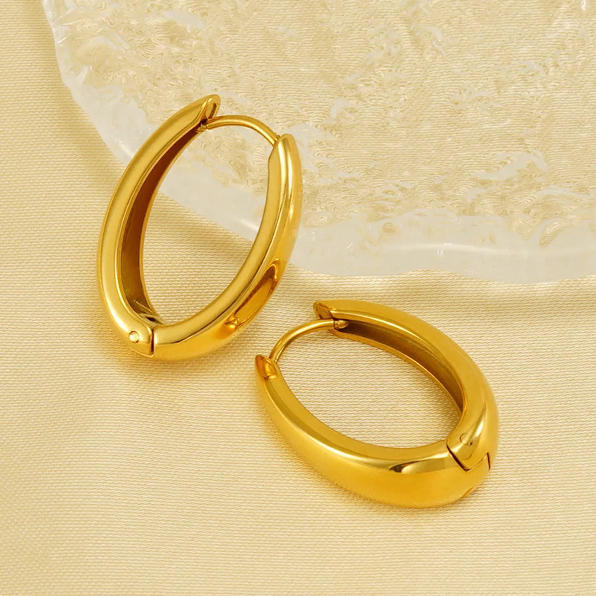 1 Pair Elegant Glam Retro U Shape Polishing Plating Stainless Steel 18k Gold Plated Earrings