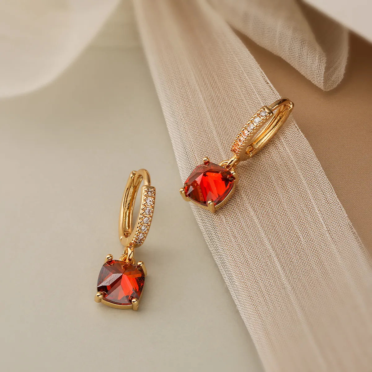 1 Pair Elegant Korean Style Geometric Plating Inlay Copper Zircon 18k Gold Plated Drop Earrings