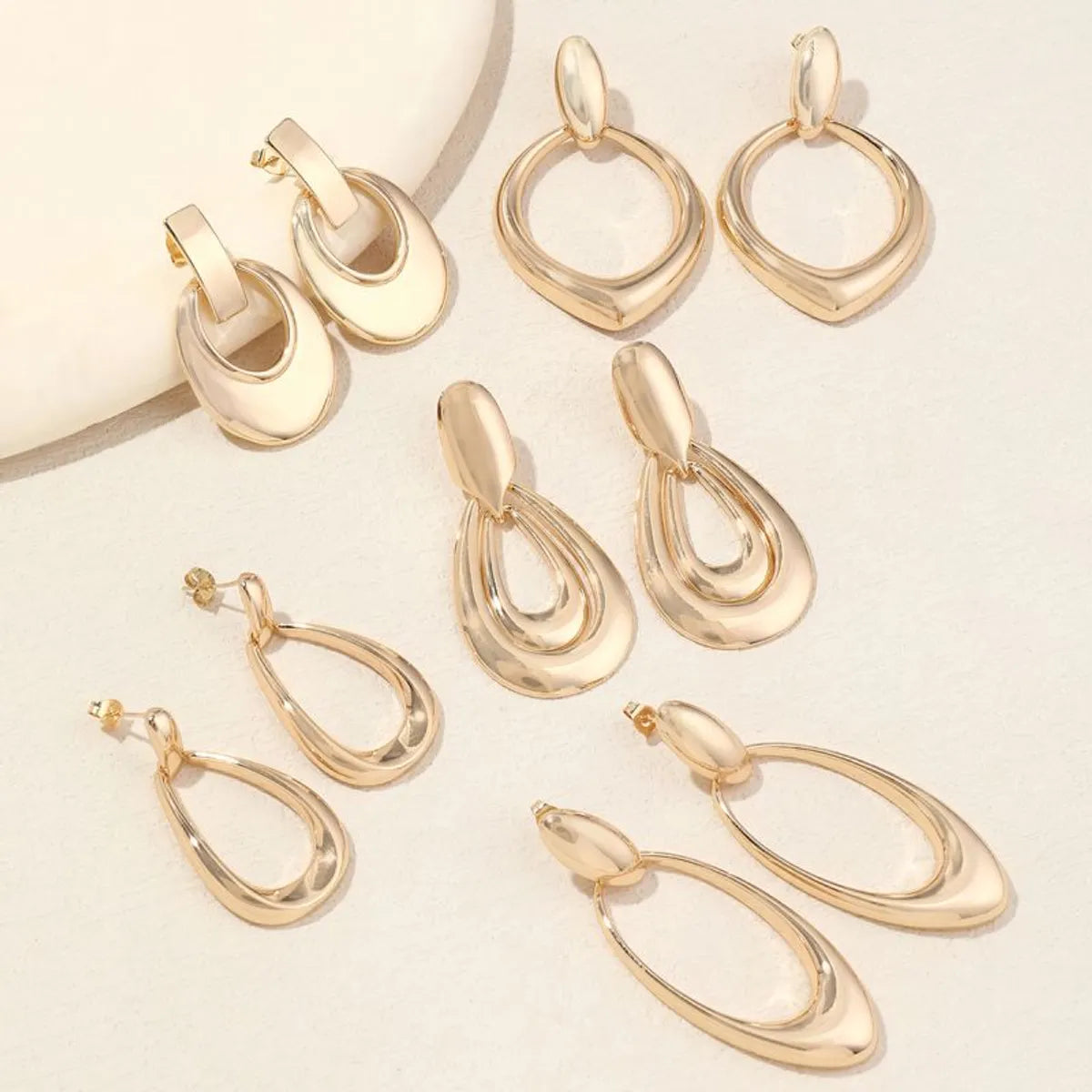 1 Pair Elegant Lady Circle Polishing Plating Copper 18k Gold Plated Drop Earrings