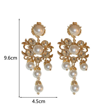 1 Pair Elegant Lady Classic Style Flower Inlay Zinc Alloy Artificial Pearls Rhinestones Drop Earrings