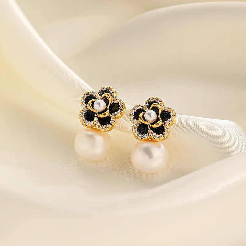 1 Pair Elegant Lady Commute Flower Plating Inlay Copper Artificial Pearls Zircon Ear Studs