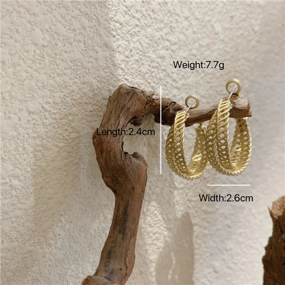 1 Pair Elegant Lady Geometric Alloy Earrings