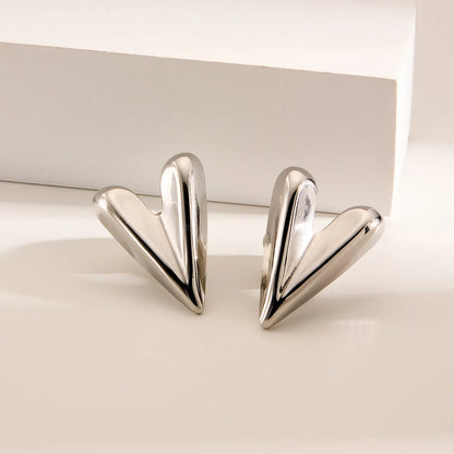 1 Pair Elegant Lady Geometric Heart Shape Flower Plating Titanium Steel Ear Studs