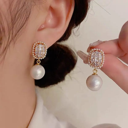 1 Pair Elegant Lady Geometric Inlay Imitation Pearl Alloy Artificial Crystal Imitation Pearl Ear Studs