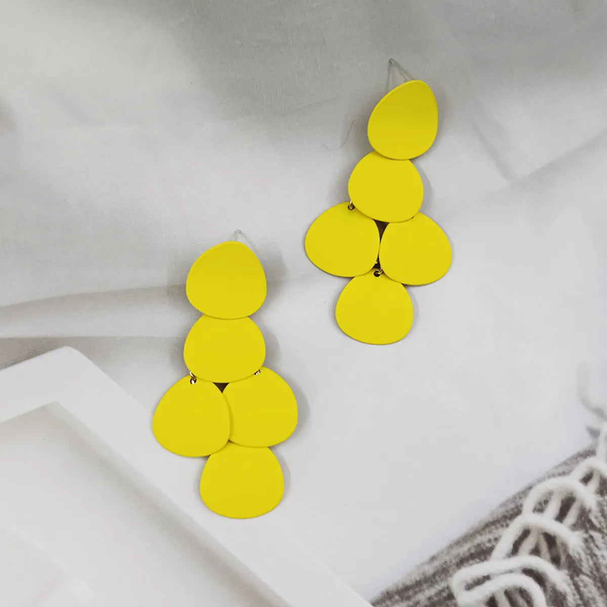 1 Pair Elegant Lady Geometric Metal Drop Earrings