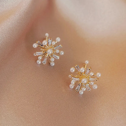 1 Pair Elegant Lady Geometric Plating Inlay Copper Artificial Pearls Zircon Ear Studs