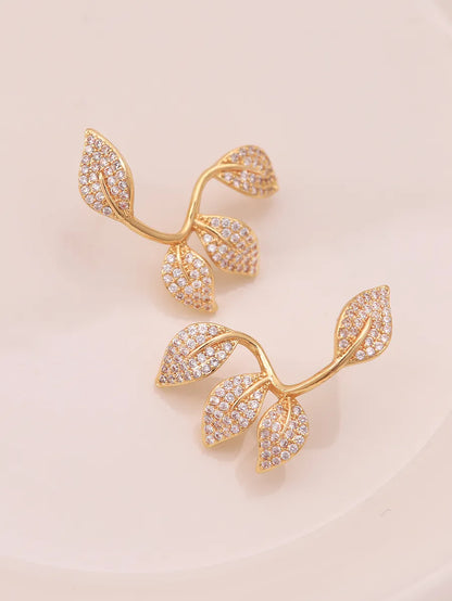 1 Pair Elegant Lady Simple Style Leaves Plating Inlay Brass Zircon 18k Gold Plated Ear Studs