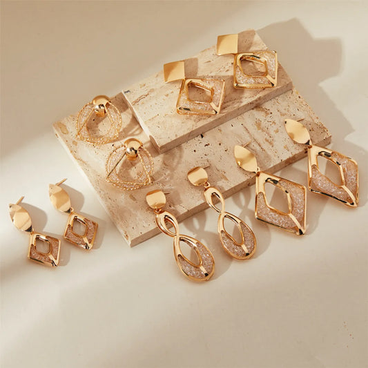 1 Pair Elegant Lady Spray Ship Inlay Alloy Rhinestones Gold Plated Drop Earrings