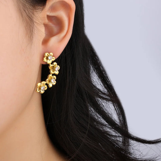 1 Pair Elegant Lady Streetwear Flower Inlay 304 Stainless Steel Zircon 18K Gold Plated Ear Studs