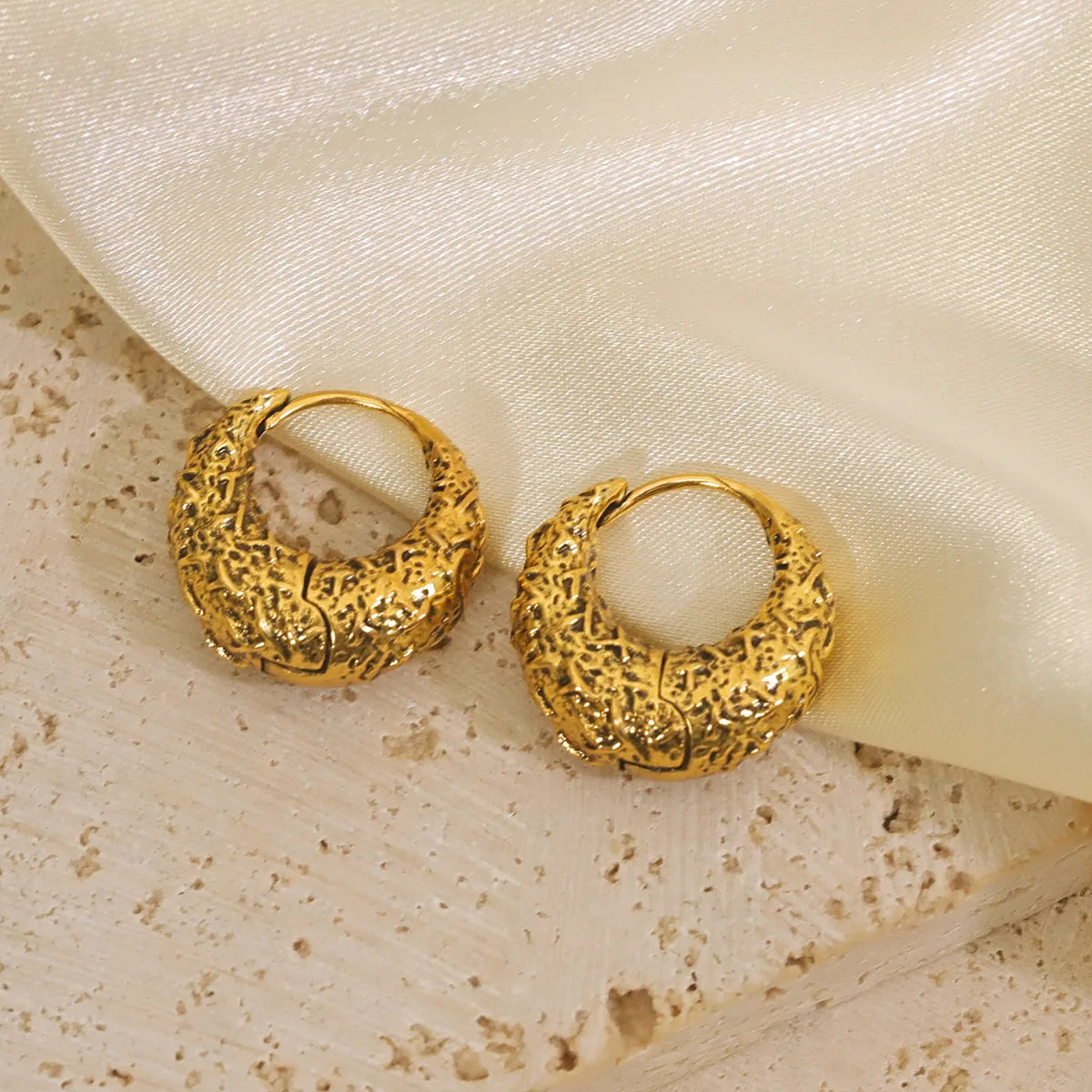 1 Pair Elegant Lady Streetwear Geometric Copper 14K Gold Plated Hoop Earrings