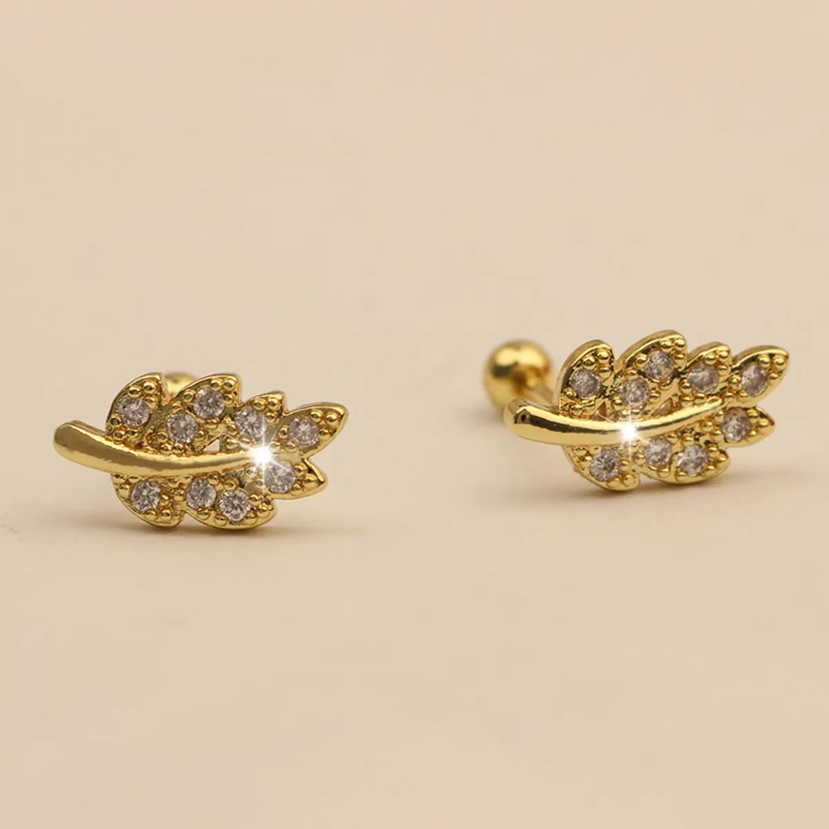 1 Pair Elegant Leaf Crown Plating Copper Zircon Ear Studs