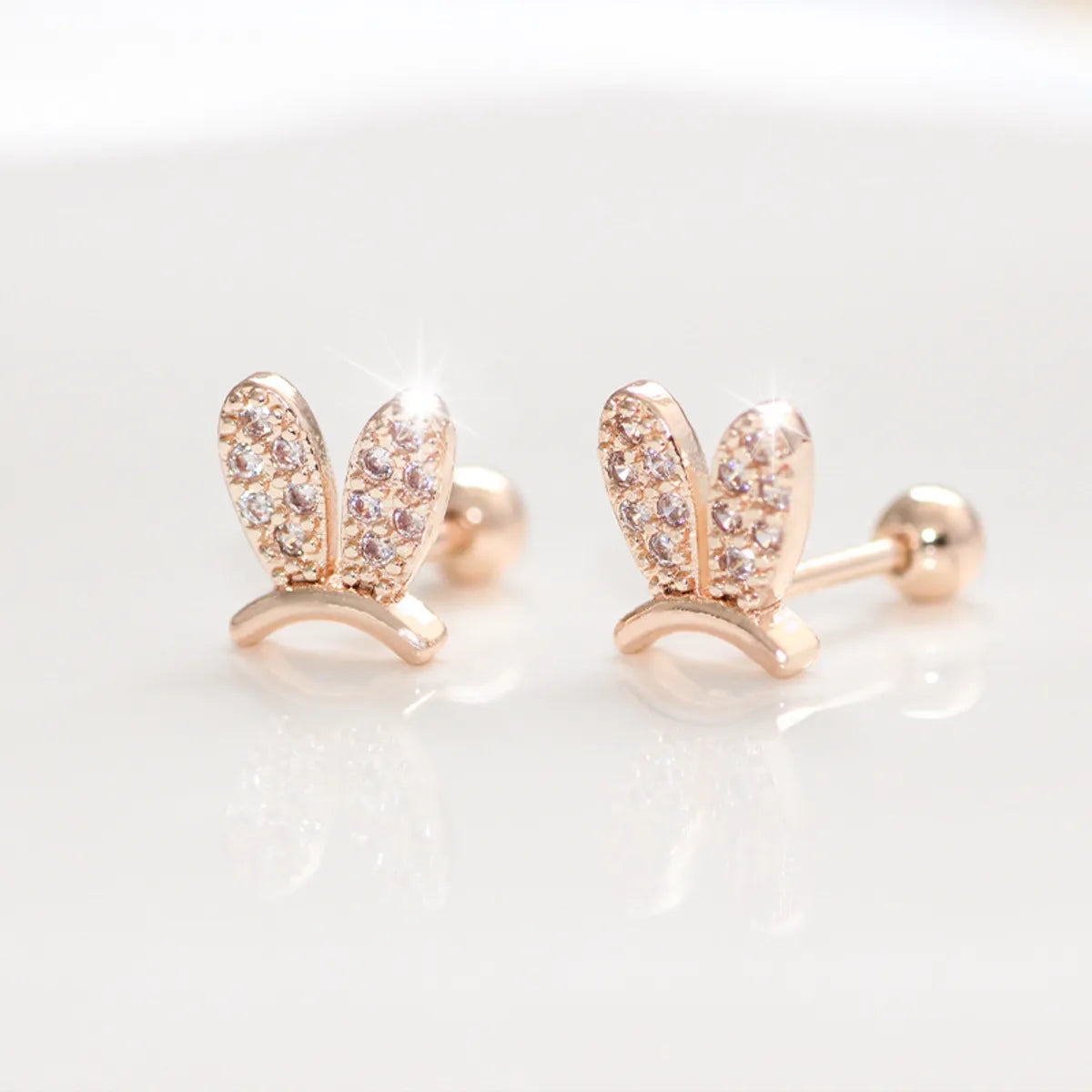 1 Pair Elegant Leaf Crown Plating Copper Zircon Ear Studs