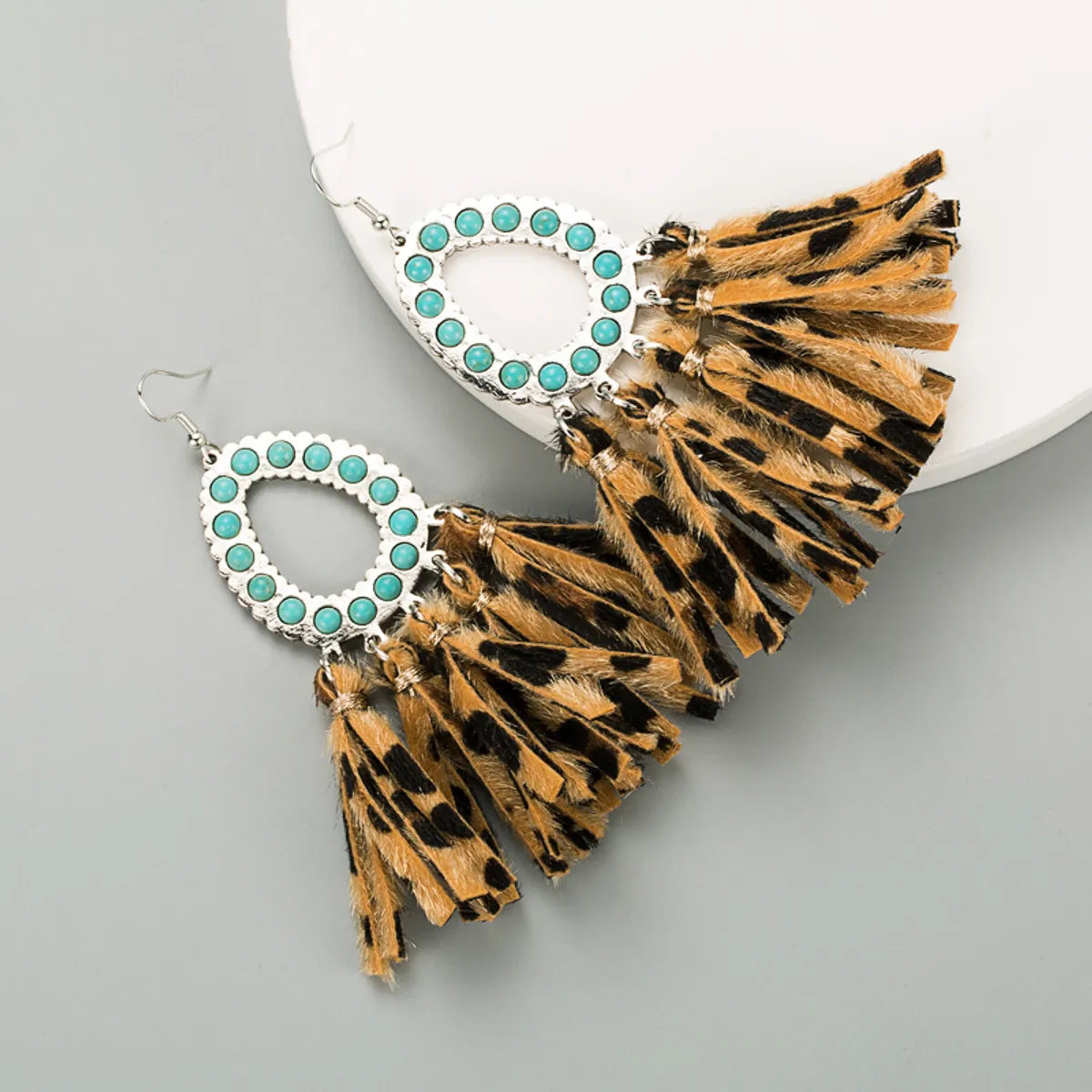 1 Pair Elegant Luxurious Bohemian Oval Tassel Plating Inlay Pu Leather Turquoise Gold Plated Drop Earrings