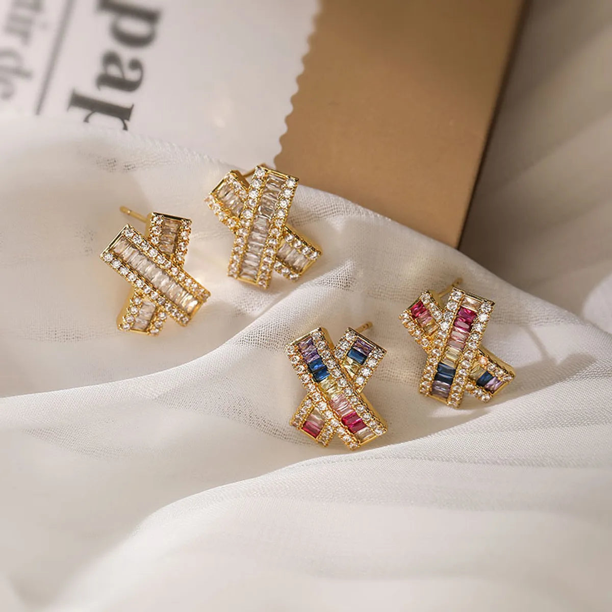 1 Pair Elegant Luxurious Color Block Plating Inlay Copper Zircon 18k Gold Plated Ear Studs