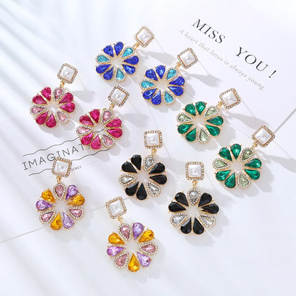 1 Pair Elegant Luxurious Flower Inlay Imitation Pearl Alloy Rhinestones Drop Earrings