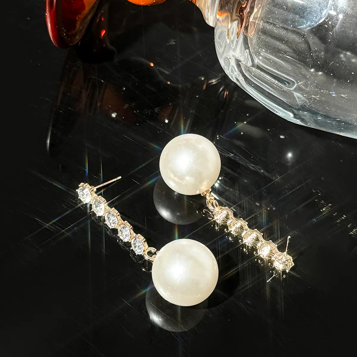 1 Pair Elegant Luxurious Geometric Inlay Alloy Artificial Rhinestones Artificial Pearls Drop Earrings