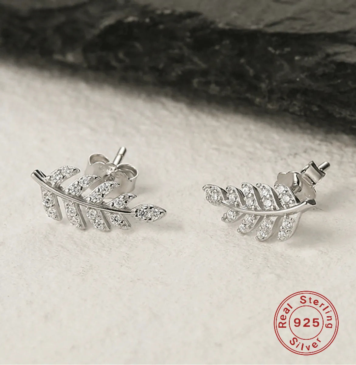 1 Pair Elegant Luxurious Queen Leaf Leaves Plating Inlay Sterling Silver Zircon White Gold Plated Ear Studs