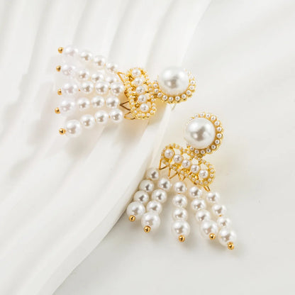 1 Pair Elegant Luxurious Round Tassel Inlay Imitation Pearl Artificial Pearls Drop Earrings