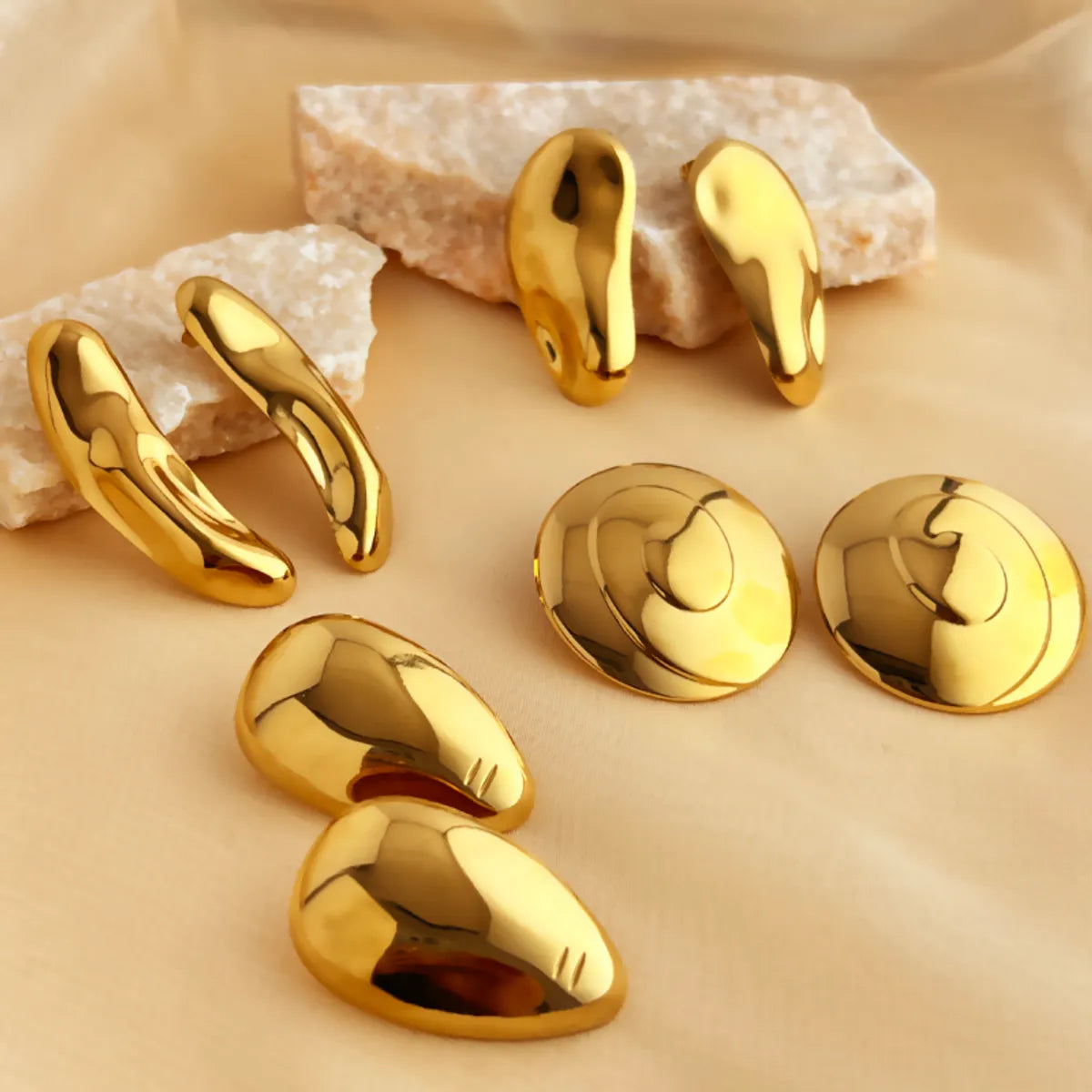 1 Pair Elegant Luxurious Simple Style Geometric Plating 304 Stainless Steel 18K Gold Plated Ear Studs